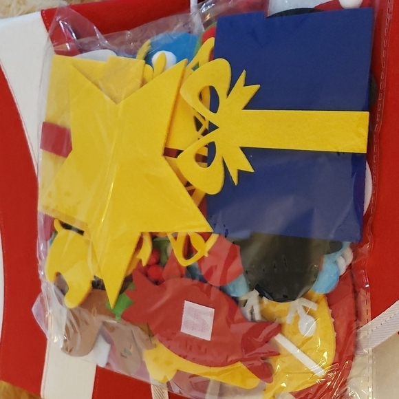 Outgeek DIY Christmas Tree Skirt Kit: 41 inch 3D Round Large Soft Felt - Picture 4 of 7